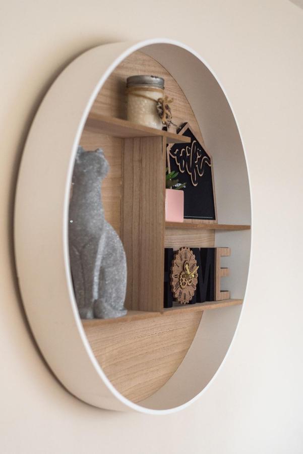 Elegant 2 Bedroom City Centre Apartment - Free Parking - Private Balcony EDI Buitenkant foto